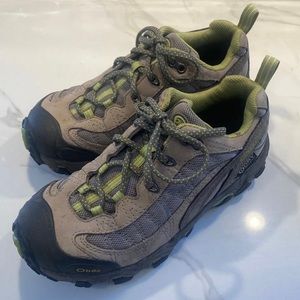 Oboz Bridger Women’s Size 6 US Low Top Lace Up Hiking Trail Shoes Brown/ Black